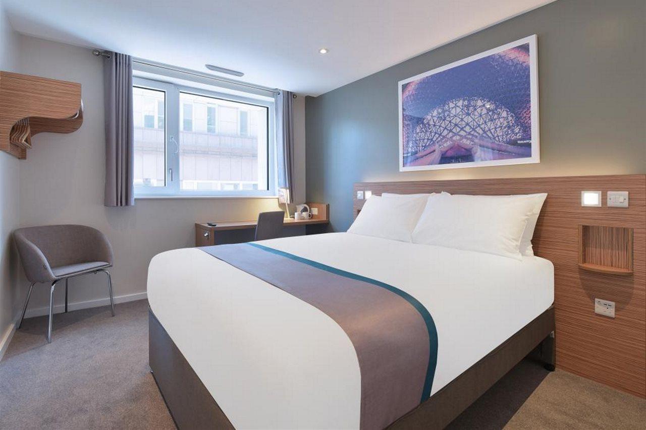 Travelodge London City エクステリア 写真