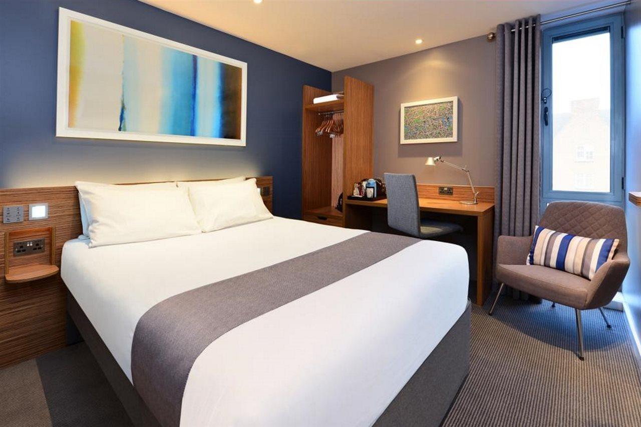 Travelodge London City エクステリア 写真