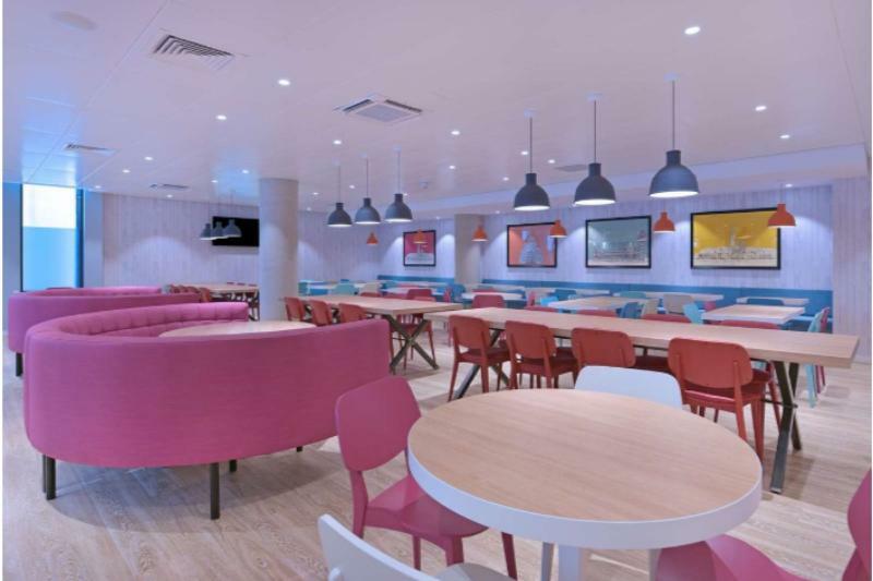 Travelodge London City エクステリア 写真
