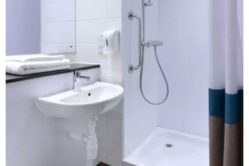 Travelodge London City エクステリア 写真